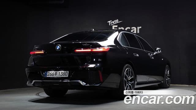BMW 7 Series 2025 — ფოტო 2/20