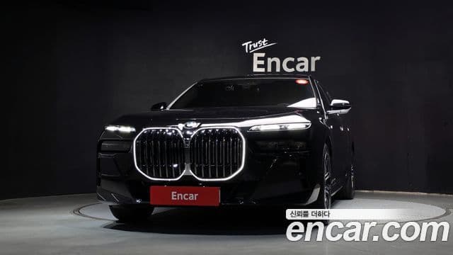 BMW 7 Series 2025 — ფოტო 3/20