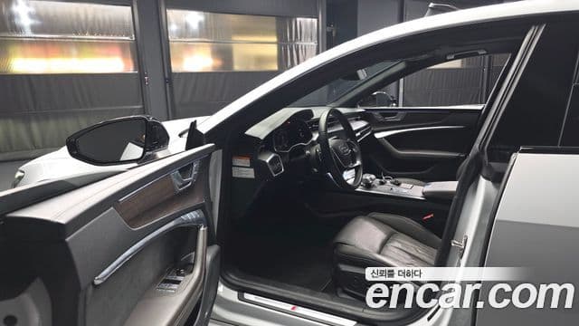 Audi A7 2022 — ფოტო 10/20
