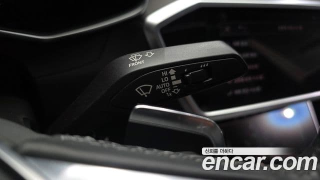 Audi A7 2022 — Photo 27/33