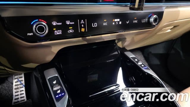 Kia Sorento 2025 — Şəkil 16/20