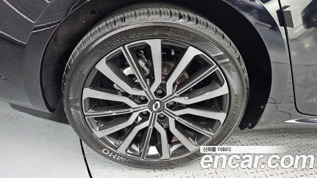 Renault Samsung SM6 2024 — ფოტო 3/33