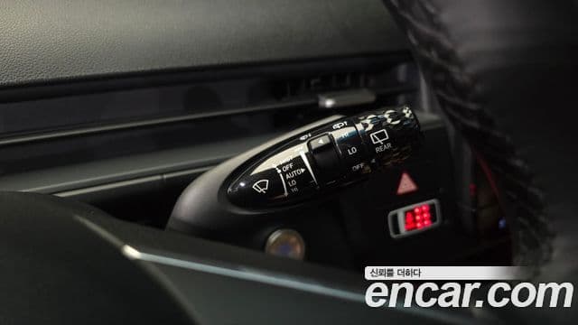 Hyundai Staria 2025 — Şəkil 6/30