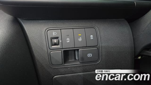 Hyundai Staria 2025 — Şəkil 14/30