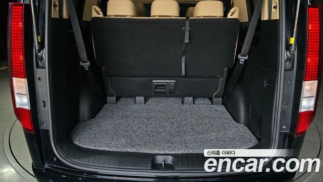 Hyundai Staria 2025 — Şəkil 15/30