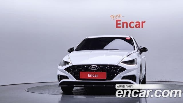 Hyundai Sonata 2022 — ფოტო 3/20