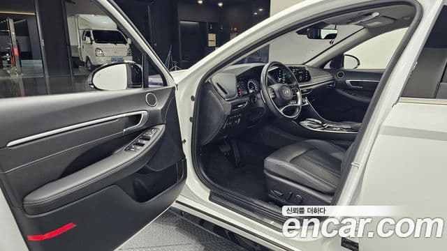 Hyundai Sonata 2022 — ფოტო 10/20