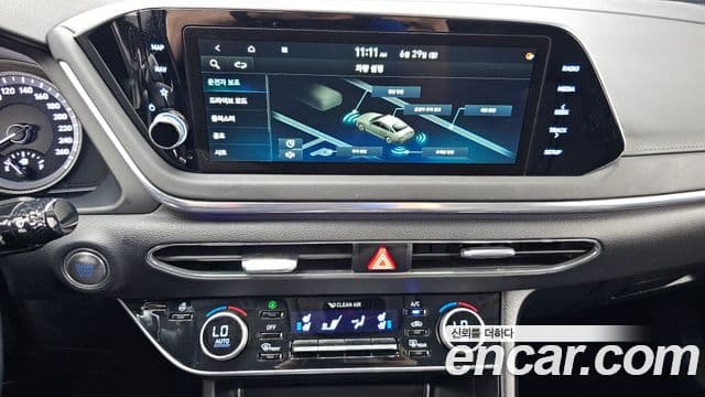 Hyundai Sonata 2022 — ფოტო 14/20