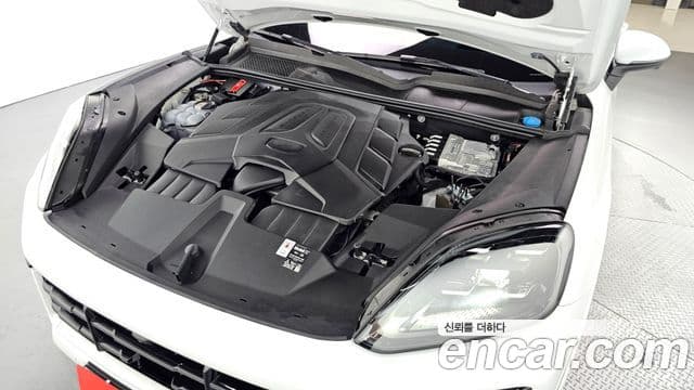 Porsche Cayenne 2025 — Şəkil 5/20