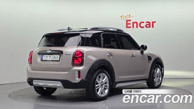 Mini Cooper Countryman 2023 — ფოტო 2/20