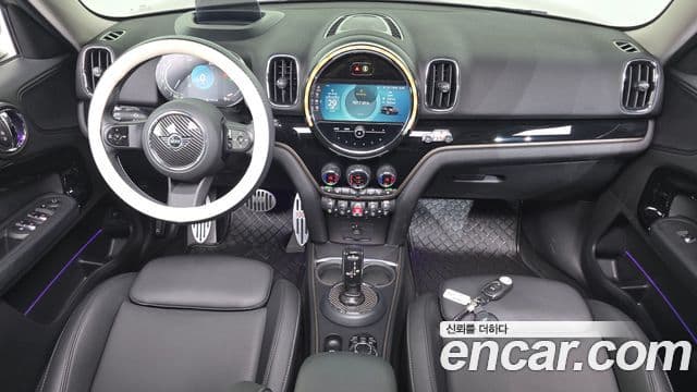 Mini Cooper Countryman 2023 — ფოტო 10/20