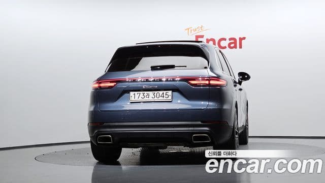 Porsche Cayenne 2020 — Photo 15/20