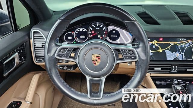 Porsche Cayenne 2020 — Photo 3/20