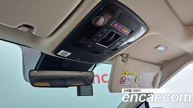 Kia Carnival 2021 — Фото 18/20