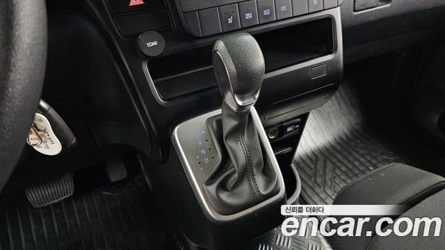 Hyundai Staria 2023 — Şəkil 9/20