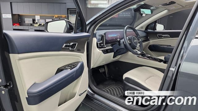 Kia Sportage 2023 — Şəkil 9/34