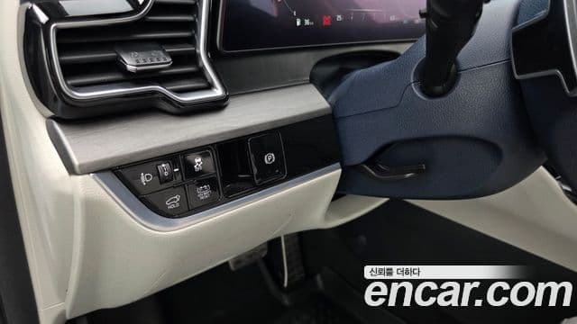Kia Sportage 2023 — Şəkil 12/34