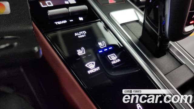 Porsche Cayenne 2020 — Photo 10/20