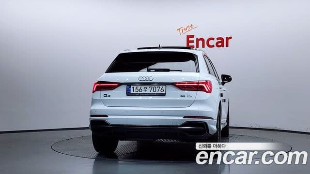 Audi Q3 2022 — ფოტო 4/20