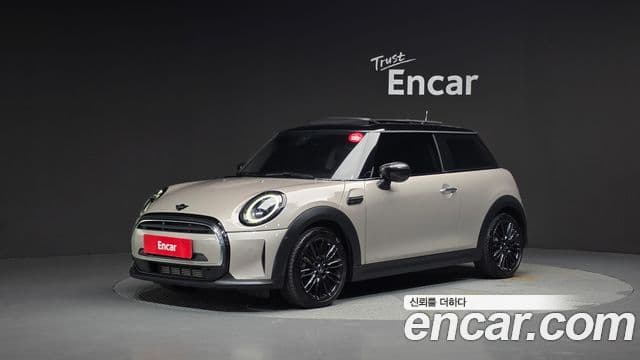 Mini Cooper 2023 — ფოტო 10/20