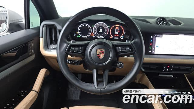 Porsche Cayenne 2025 — ფოტო 14/20