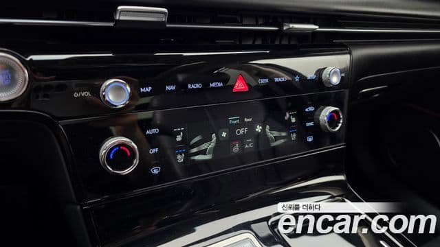 Genesis Electrified G80 2024 — ფოტო 18/20