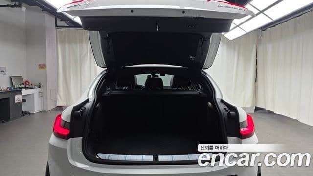 BMW X4 2025 — Şəkil 16/20