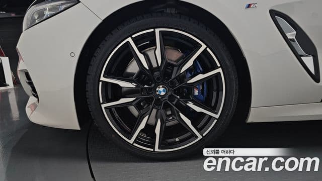 BMW 8 Series 2024 — Şəkil 5/20