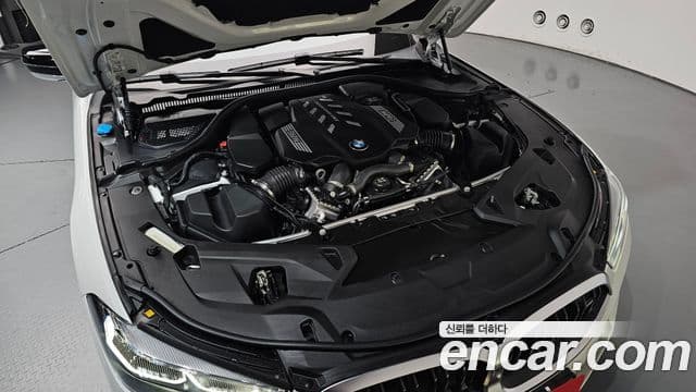 BMW 8 Series 2024 — Şəkil 6/20