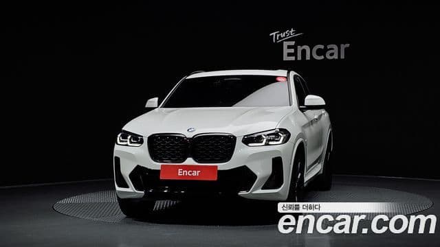 BMW X4 2025 — Фото 3/20