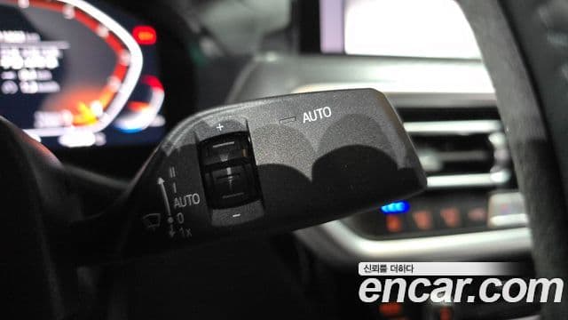 BMW X4 2025 — Photo 24/31
