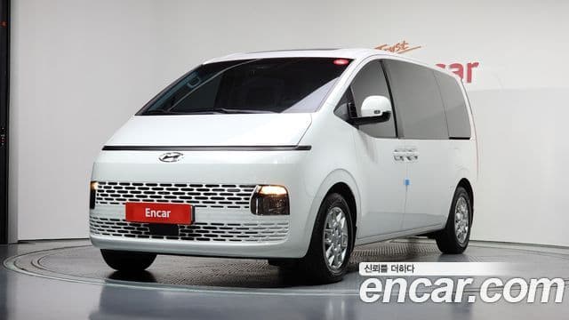 Hyundai Staria 2022 — ფოტო 1/20
