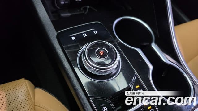 Kia K5 2022 — ფოტო 9/20