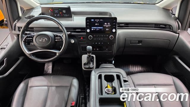 Hyundai Staria 2023 — Şəkil 7/20