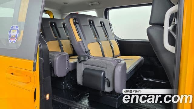 Hyundai Staria 2023 — Şəkil 12/20