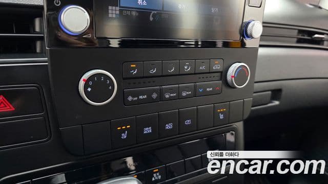 Hyundai Staria 2023 — Şəkil 17/20