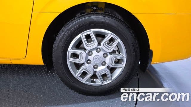Hyundai Staria 2023 — Photo 7/30