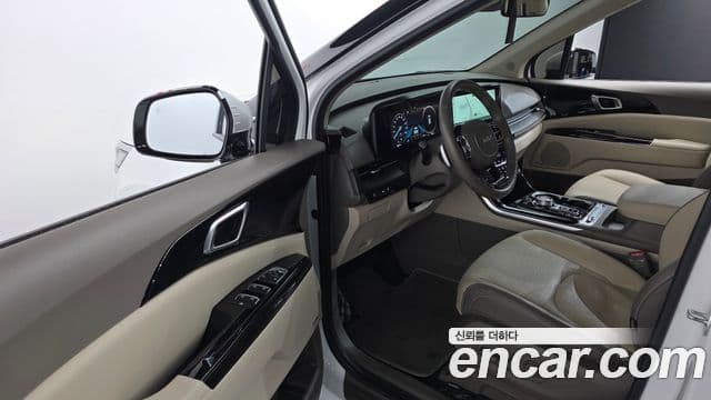Kia Carnival 2023 — Şəkil 11/20