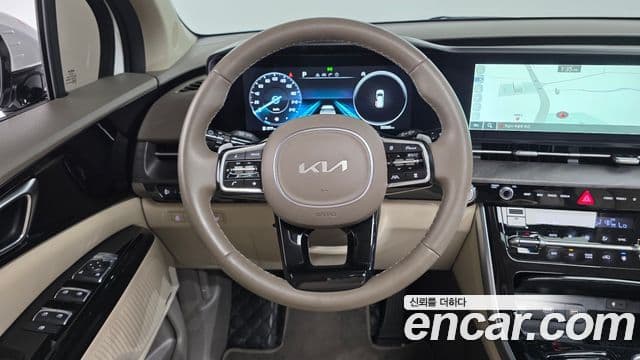 Kia Carnival 2023 — Şəkil 12/20