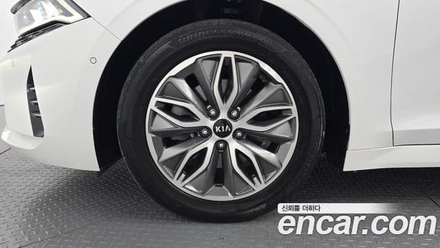 Kia K5 2021 — фото 5 из 20