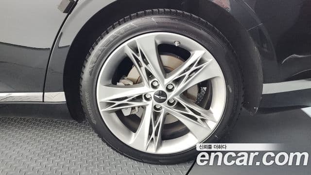 Genesis G90 2023 — Photo 3/37