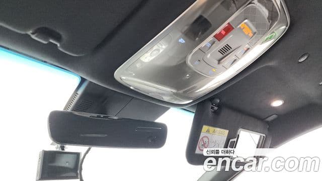 Genesis G90 2023 — Photo 35/37