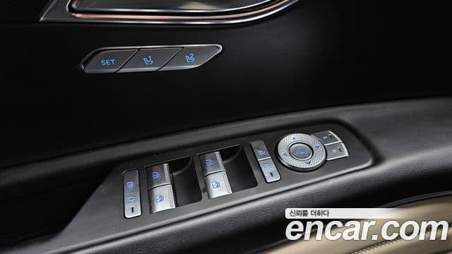 Genesis GV80 2023 — ფოტო 30/34