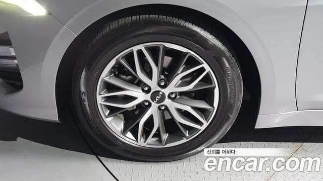 Kia K5 2022 — Şəkil 4/20