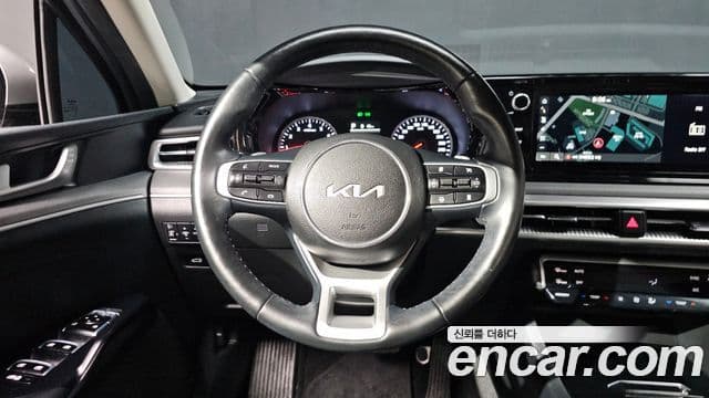 Kia K5 2022 — Şəkil 14/20