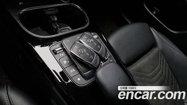 Mercedes-Benz A-Class 2020 — ფოტო 18/20