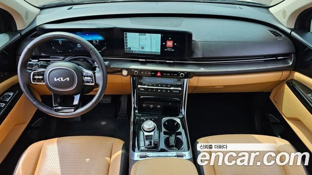 Kia Carnival 2023 — Şəkil 7/20