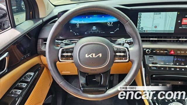 Kia Carnival 2023 — Şəkil 13/20