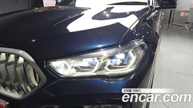 BMW X6 2021 — Photo 7/29