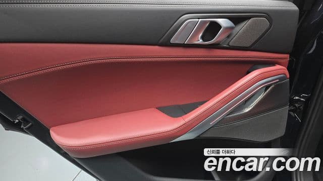 BMW X6 2021 — Photo 23/29